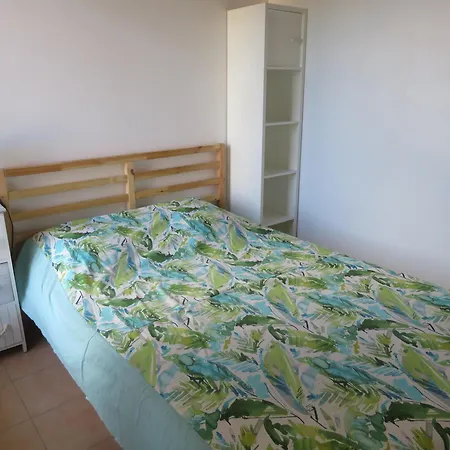 Apartman A 50 Metres De La *